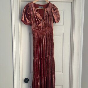 Like new: XS Anthropologie Somerset Velvet Maxi Dress in Maeve Rose